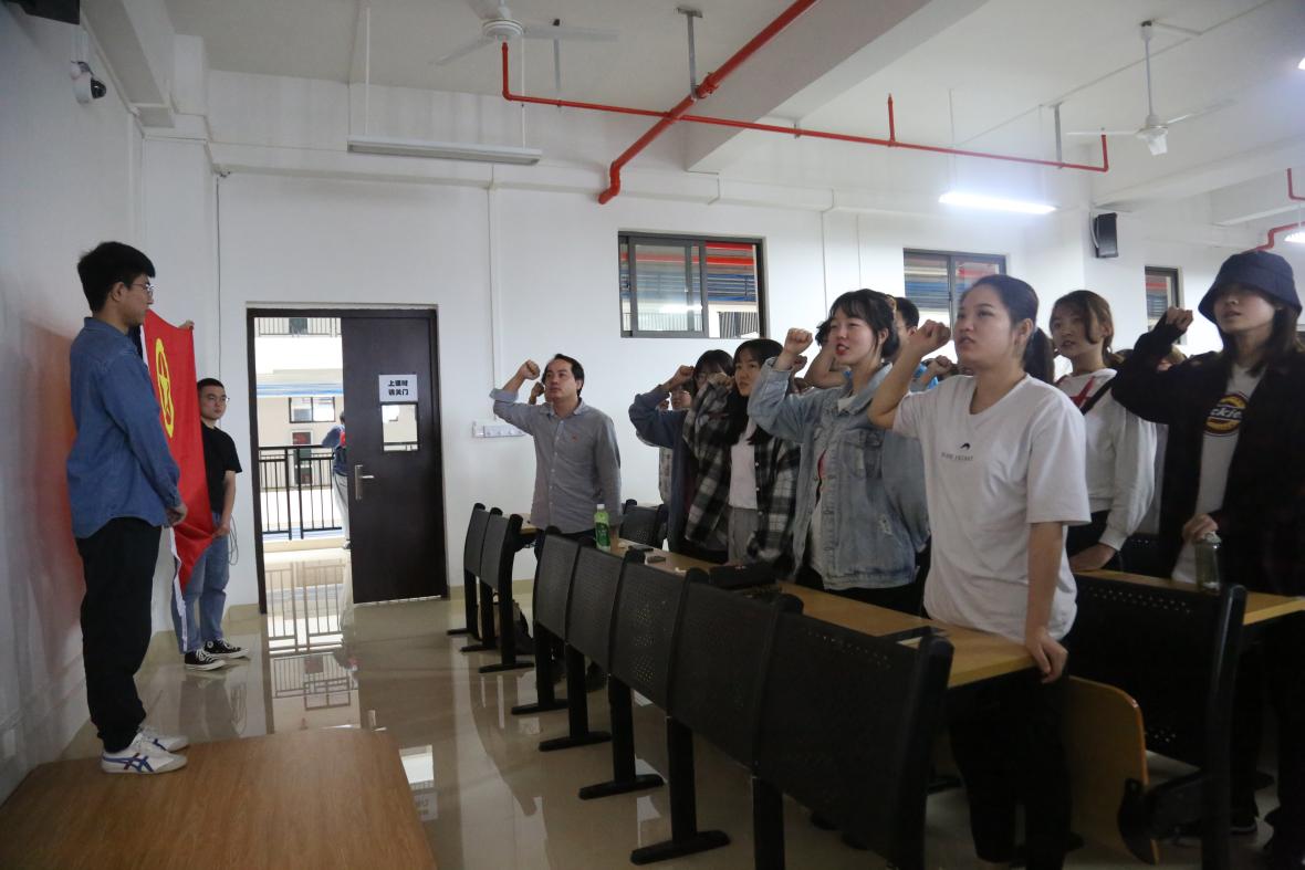 0d6b40c3cc8c4ace88ab74f3bfb98ed6.Jpeg 0d6b40c3cc8c4ace88ab74f3bfb98ed6.Jpeg