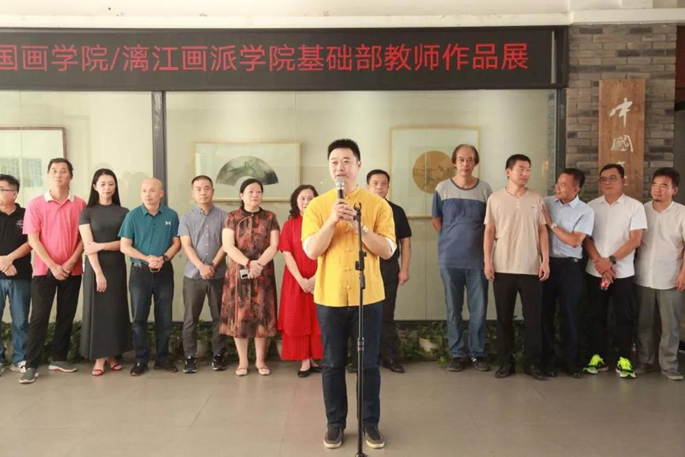 7428b9d82bcd49c8a2a8317ec3fc182d.jpg 7428b9d82bcd49c8a2a8317ec3fc182d.jpg