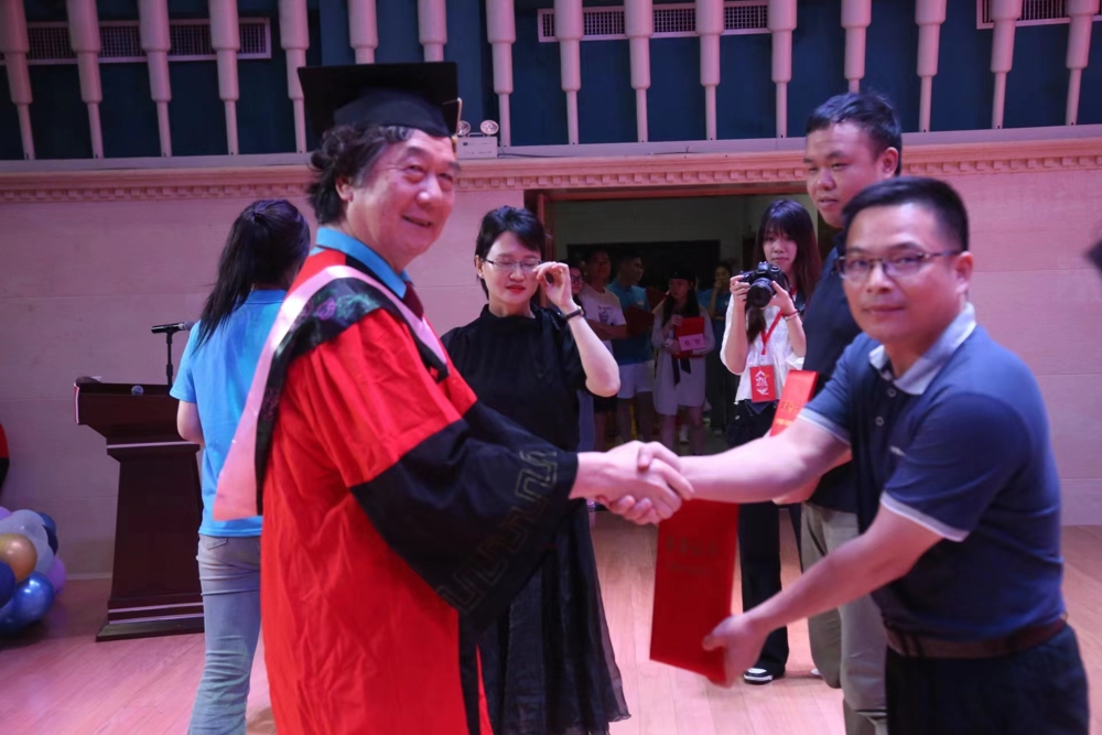 ff444cafce304bc7aadef0887a9dae81.jpg ff444cafce304bc7aadef0887a9dae81.jpg