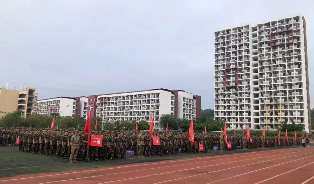 2fc714f41ac4403b92ea78bd877b4922.jpg 2fc714f41ac4403b92ea78bd877b4922.jpg