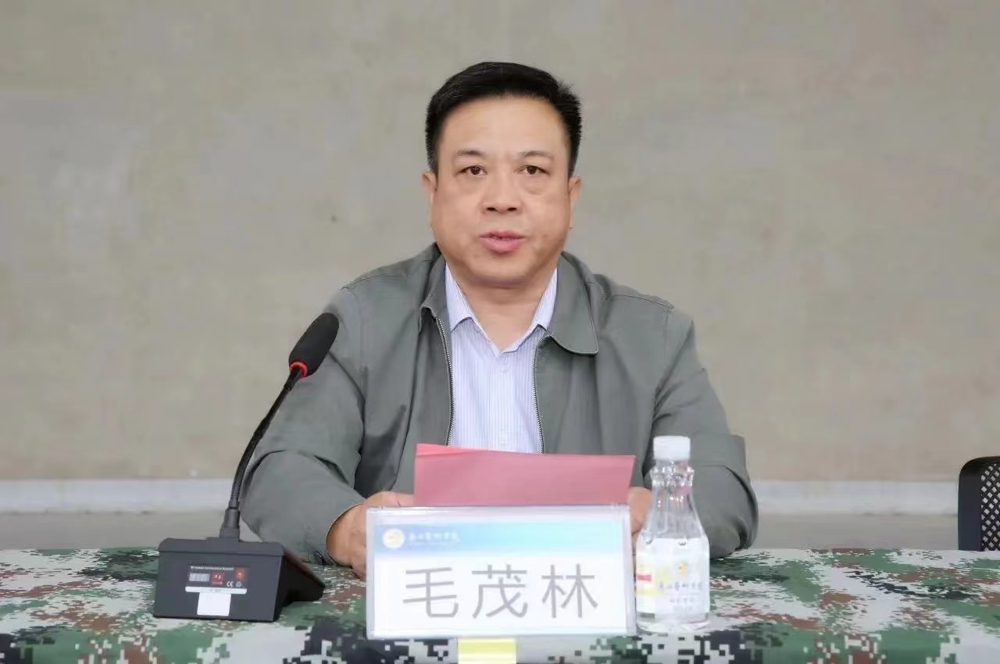 6645e871b2864859b827e6e754d109e9.jpg 6645e871b2864859b827e6e754d109e9.jpg