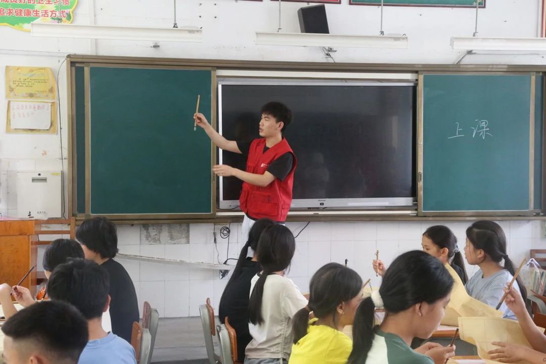 83b1ccbc1fd94cf8a0fcd1bc60630eb8.jpg 83b1ccbc1fd94cf8a0fcd1bc60630eb8.jpg