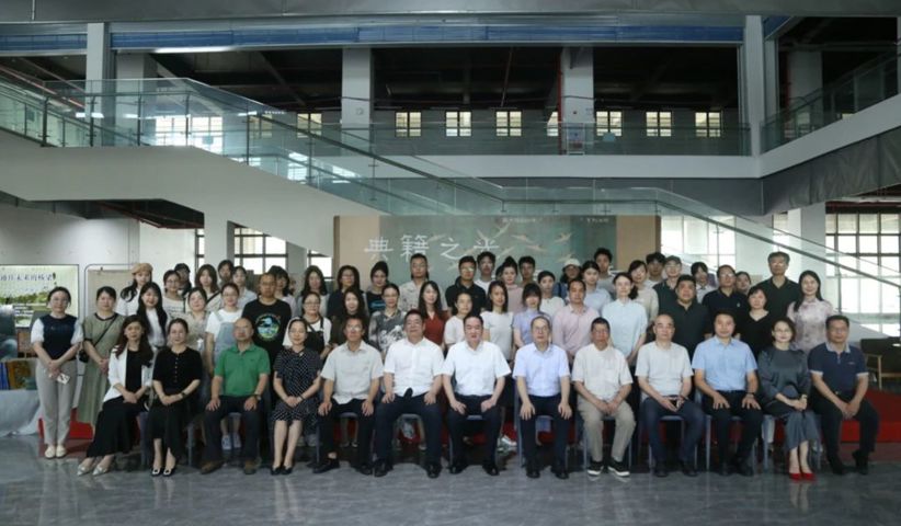 展讯|典籍之光 文脉留香——《中国历代绘画大系》暨中国历代经典书画(高仿)作品联展开幕